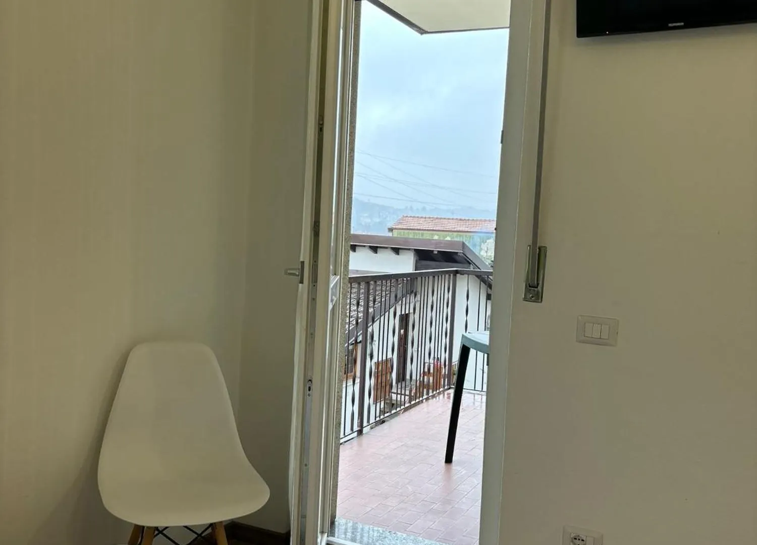 Airuno Rooms